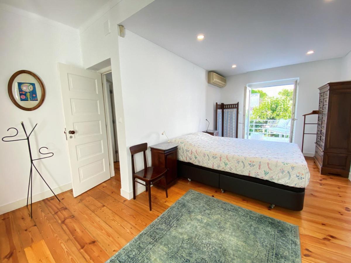 Casa Das Boganvilias - Moradia Com Jardim Lisbon Bagian luar foto