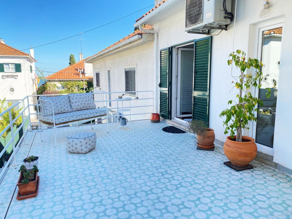Casa Das Boganvilias - Moradia Com Jardim Lisbon Bagian luar foto